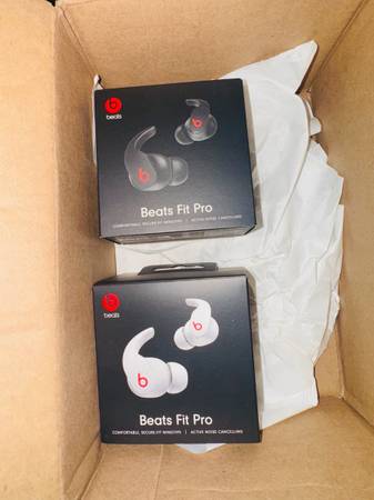 Beats Fit Pro - Black/White - BRAND NEW 1