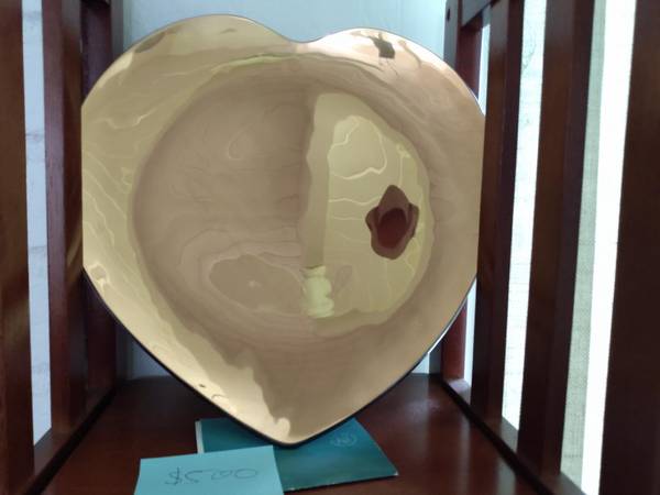 Annie Glass gold plated heart shaped dish - 50th Anniv 1