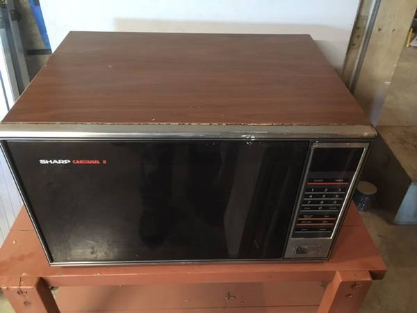 Sharp Carousel II Microwave - Made in USA 1