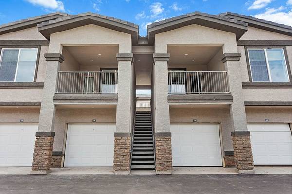 $1,695 / 2br - 1169ft2 - Dual Vanities, Granite Countertops, Modern 2” Wood-Style Blinds (7601 W Glendale Ave, Glendale, AZ)64024825796610124