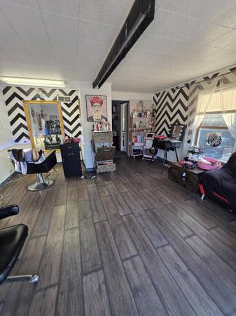 $1,000 / 750ft2 - Prime 7th Ave marion office location (Marion)63942846516227121