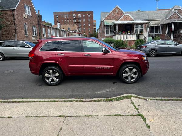 2014 Jeep Grand Cherokee Overland - $8,900 (Brooklyn)63614145577091124