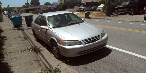 2000 Toyota Camry V6 - $1,950 (Petaluma)63617474875139122