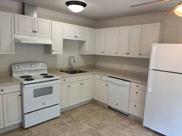 $1,575 / 2br - 1075ft2 - Close to Downtown and Pet-Friendly Living! (Portland)63820909590019122