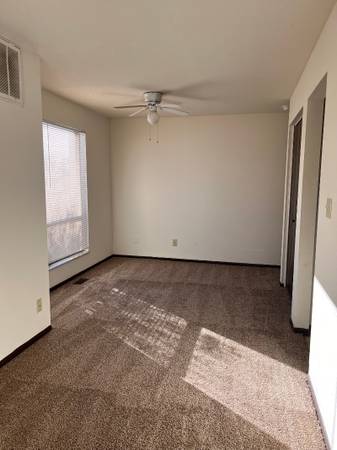 $800 / 1 habitación - 710 pies² - Un lugar al que querrás llamar HOGAR, ¡SOLICITA hoy para hacerlo realidad! (1200 E Elmwood Dr, Terre Haute, IN)63675863561859122