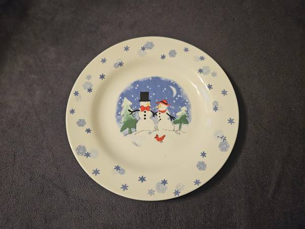 Snowmen Holiday Plate: Like-new 1