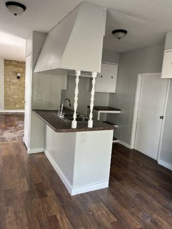 $1,200 / 2br - 2 Bedroom/ 1 Bathroom Woodfin mobile home (Woodfin)64029209814018122