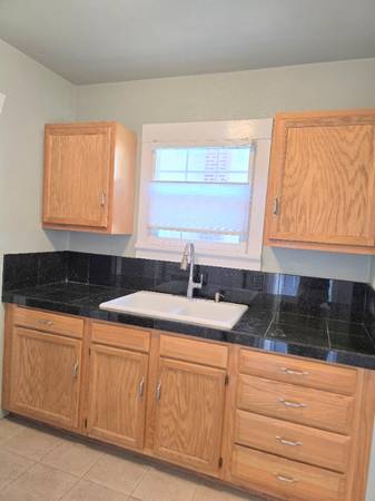 $1280.00 / 2br - 820ft2 - 22 W Pine63803243122689123