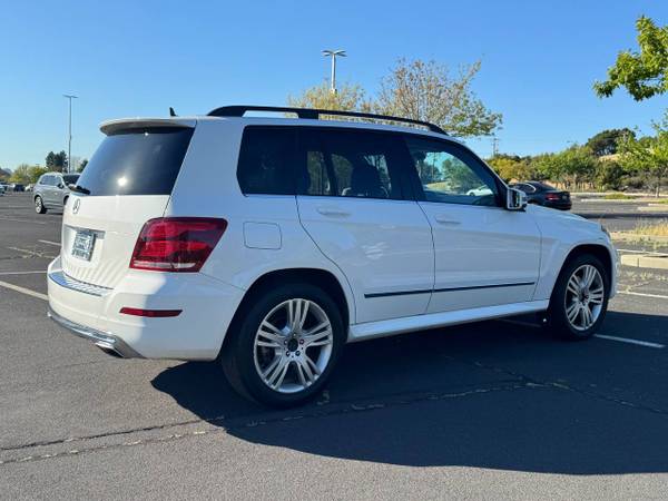 2015 MERCEDES-BENZ GLK 350 Título Limpio UN SOLO DUEÑO Cuero glk350 - $7,500 (Hayward)63617492181763124