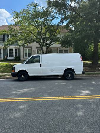 2011 Chevy Express - $3,900 (Springfield, VA)63435182197889121