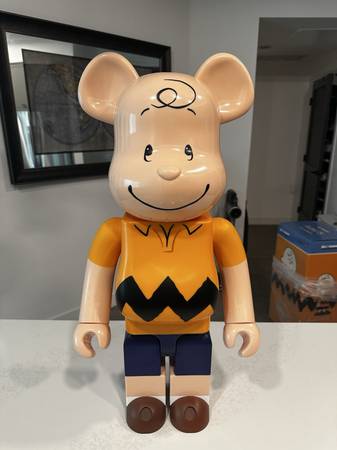 2017 Peanuts Charlie Brown 1000% Bearbrick - Lightly Displayed RARE 1
