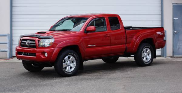 2010 Toyota Tacoma PreRunner Taco Truck Access Cab 6' Bed V6 ¡IMPRESIONANTE! - $16,500 (RAINIERTRUCK.COM)63623310520193120