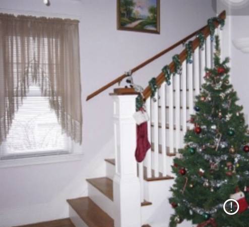 $3,400 / 3br - 1400ft2 - $3,400/Month (Negotiable/3bm+1.5bm)/September/October (Flexible) (West Roxbury)63802024805377121