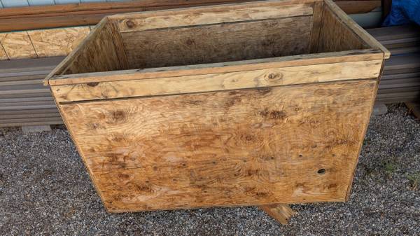Chick Brooder box 1