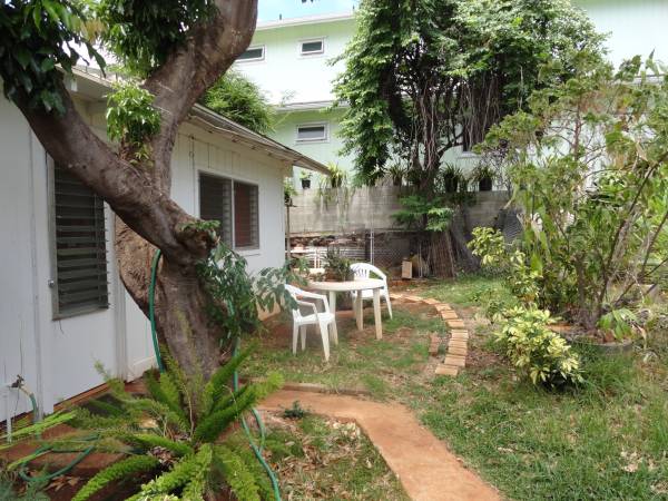$800 / 4br - 168ft2 - OCT / NOV 2025  PRIV-SINGLE OCCU ALL MALE OCCUP MELLOW-GATED RES. HSE (KAPAHULU/WAIKIKLI/HONOLULU, HAWAII)63939533911043121