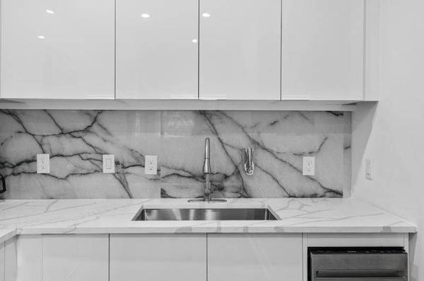 $1,100 / 2br - FOR THE BEST LOCATION IN ELK GROVE, BEAUTIFUL 2 BED 1 BATH (ELK GROVE)64043835797251124
