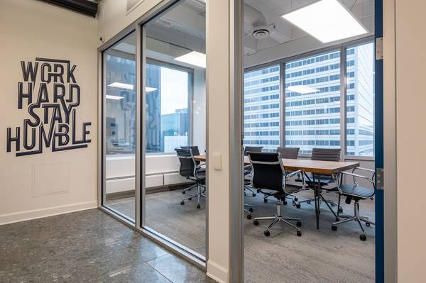 $634 Premier Private Offices & Suites in Chicago! (Chicago IL)63781441688451120