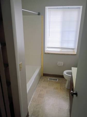 $1269.00 / 2br - 1200ft2 - Cozy 2 Bed Townhouse in North Canton | 2 Bath, $1269/mo | Available 0863621941125891124