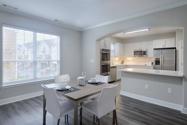 $3,224 / 2br - 1488ft2 - Ceiling Fans, Granite Countertops, Fireplace (Braintree)63996402679171121