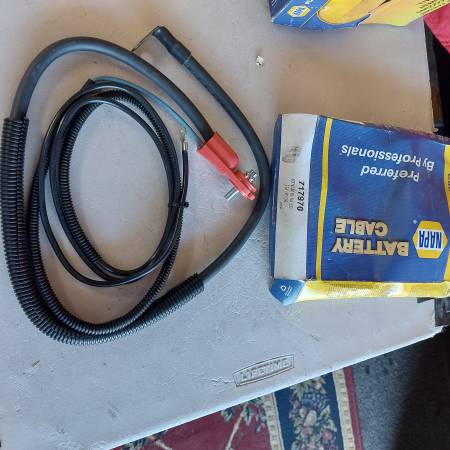 NAPA #717970 Side Mount Battery Cable 1