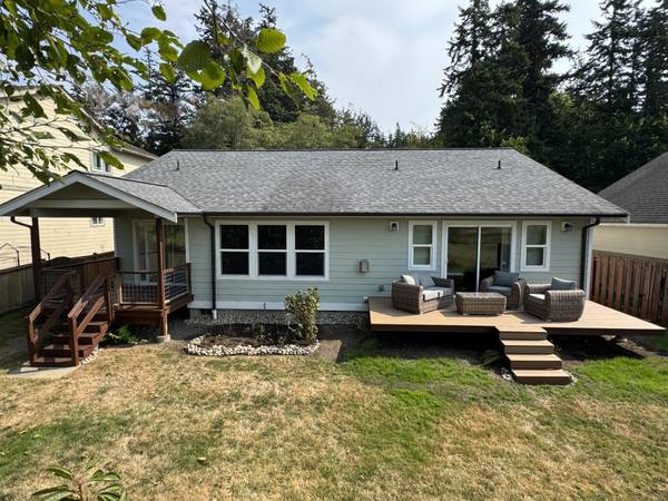 $619,500 / 3br - 1702ft2 - Charming Single Level Rambler Near Beach (Birch Bay)63935321232898121