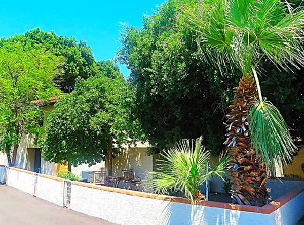 $1,395 / 2br - Disfruta de la Escena Cultural del Centro, Admite Mascotas + Dos Dormitorios (Phoenix)63623945276673124