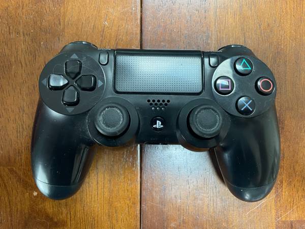 PS4 Dual Shock Controllers 1