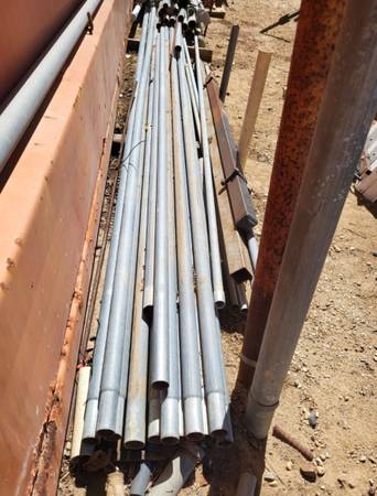 1-5/8" TOP RAIL.CHAIN LINK 1