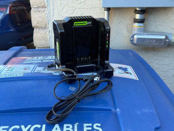 GreenWorks Pro 60V Lithium Ion Battery Charger NEW 1