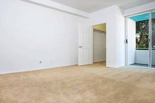 $950 / 2br - 950ft2 - 🌸Very nice remodeled 2 bedroom 2 bath Apt🌟 (Los Angeles, CA)63700996850177120