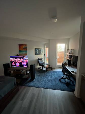 Menlo park studio 1