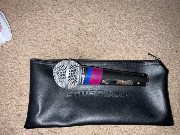 Shure SM58s 1