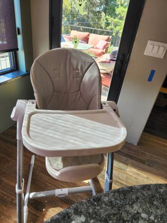 3 in 1 highchair 1