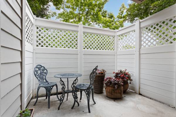 $1,669 / 1br - 618ft2 - 1 Bedroom 1 Bathroom Custom Downstairs! Available October! Tour Today! (Modesto)63970304048514124