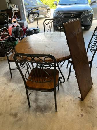 Table and 4 chairs 1