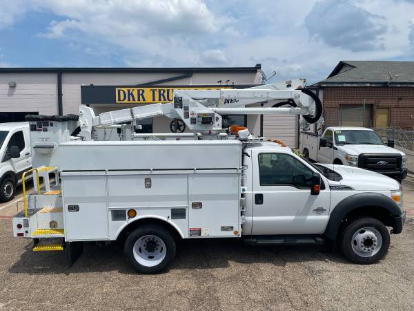 2012 FORD F-550 XLT 37.5 FT ALTEC BUCKET DIESEL * ONLY 89,735 MILES * - $29,950 (**GOOD CONDITION**)63439250513537122