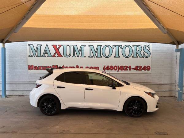 2022 Toyota Corolla Hatchback  SE Nightshade Edition 4dr Hatchback Hatchback 1