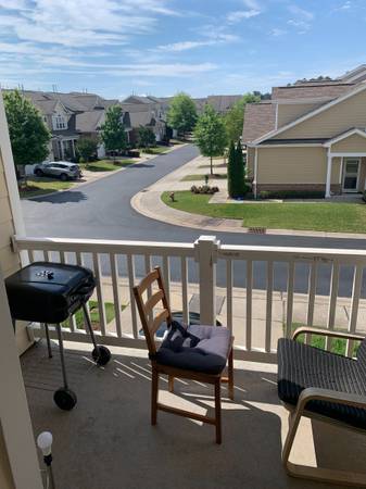 $800 Furnished Bedroom w/ Private Bath in Brier Creek Townhome (Raleigh)63164941378179124