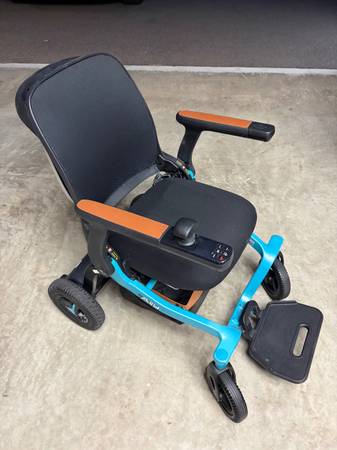 Powered wheelchair 1
