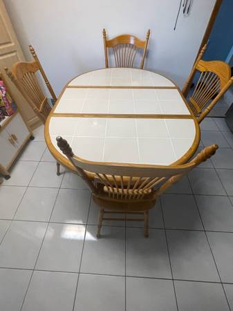 Kitchen table 1