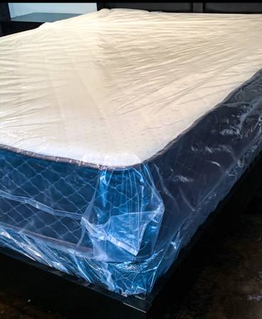 Brand New 10” Plush Mattress (Free Delivery) - $149 (Grand Prairie)63471212737665122