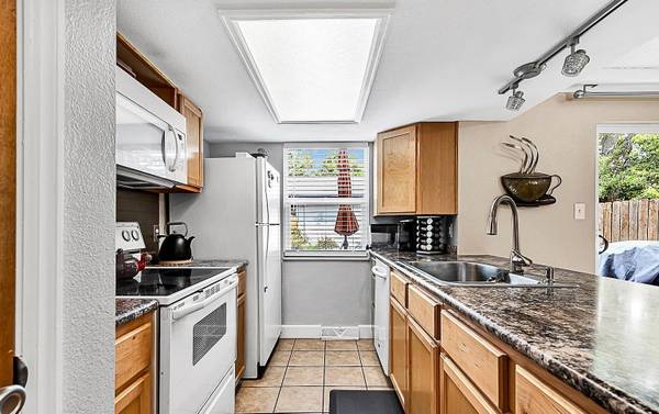 $950 / 2br - 1176ft2 - Affordable 2 Bed, 2 Bath Townhome in Cheyenne! (Cheyenne, WY)63829654301569120