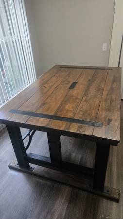 Calvin Cafeteria style Table 1