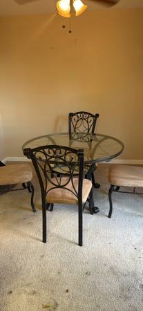 5 PIECE DINING SET 1