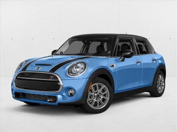 2015 MINI Cooper Hardtop 4 Door 1