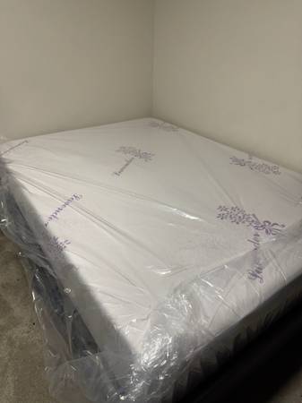 Tulo Lavender 10” Memory Foam Mattress 1