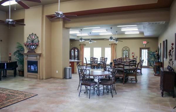 $1,348 / 2br - 1017ft2 - Fantastic affordable 2 bed, 2 bath! Stop by to see if you qualify! (Fort Worth)63796477248001123
