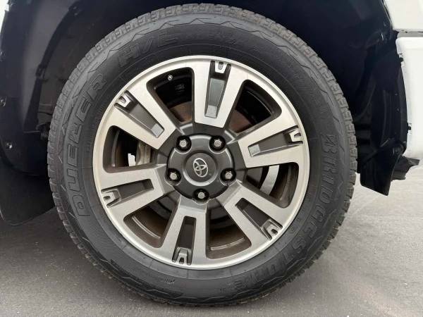 2020 Toyota Tundra Double Cab - Photo 9