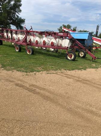 Hay Rake Rowse 1