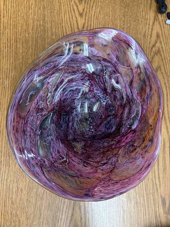 Robert Eickholt 2002 signed glass bowl 1
